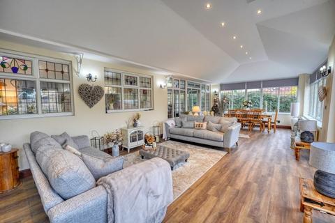 undefined, Oakfield House, Streetgate
