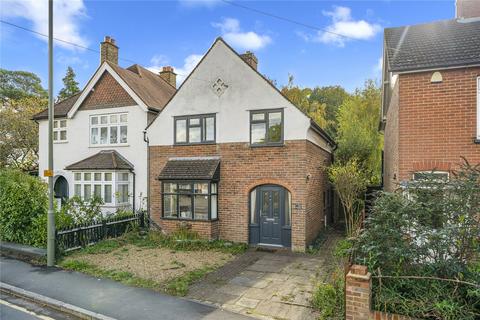 Connaught Road, Surrey GU24