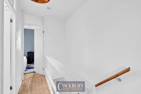 2 Lambscroft Avenue, London, SE9 4NZ