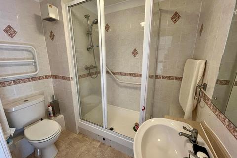 1 bedroom flat for sale, Yorktown Road, College Town GU47