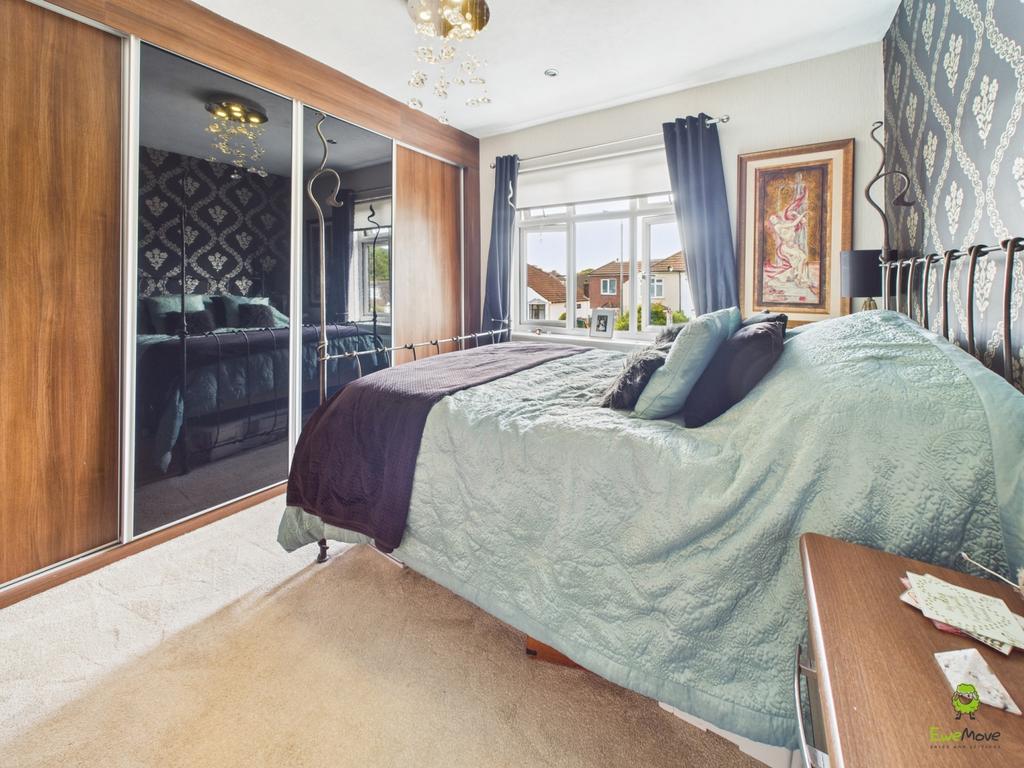 Presented by Clinton at Ewe Move Bexleyheath and Da