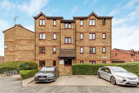 Myers Lane, London SE14