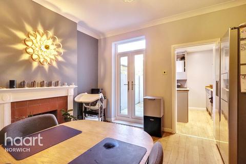 2 bedroom terraced house for sale, Pembroke Road, Norwich