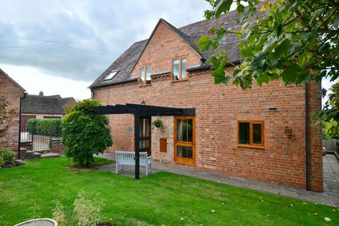 5 bedroom semi-detached house for sale, Sycamore Barn, Evesham Road, Norton, WR11 4TL