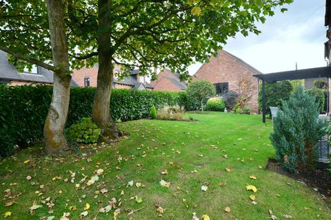 5 bedroom semi-detached house for sale, Sycamore Barn, Evesham Road, Norton, WR11 4TL