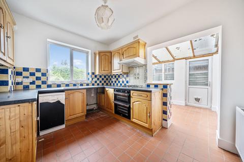 4 bedroom semi-detached house for sale, Duttons Road, Romsey, Hampshire, SO51