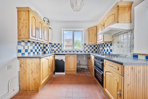 4 bedroom semi-detached house for sale, Duttons Road, Romsey, Hampshire, SO51