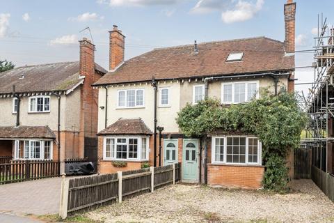 4 bedroom semi-detached house for sale, Duttons Road, Romsey, Hampshire, SO51