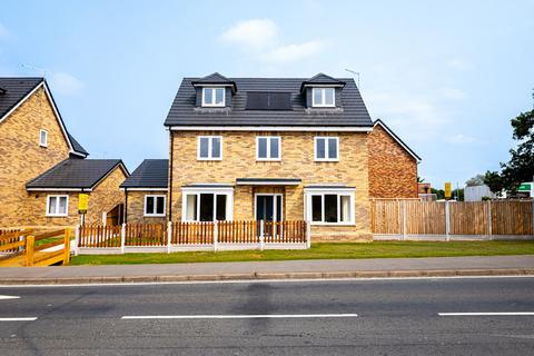 Cornfield Way, Rayleigh, SS6