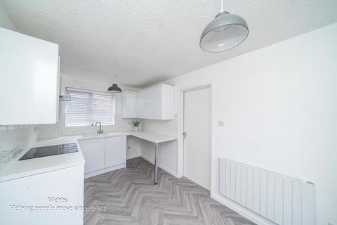 undefined, Sandpiper Close, Cannock WS12
