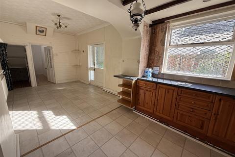 undefined, Lakeview Terrace, Llanelli