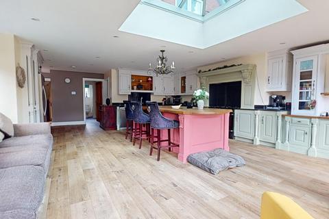 undefined, Badby Road West, Daventry, NN11 4HJ