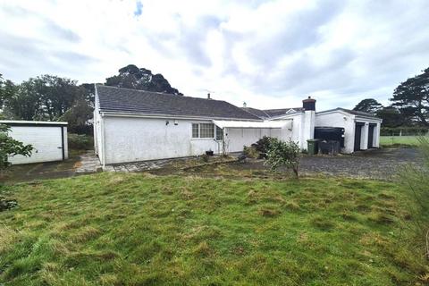 undefined, The Drive, Malltraeth, Anglesey, LL62