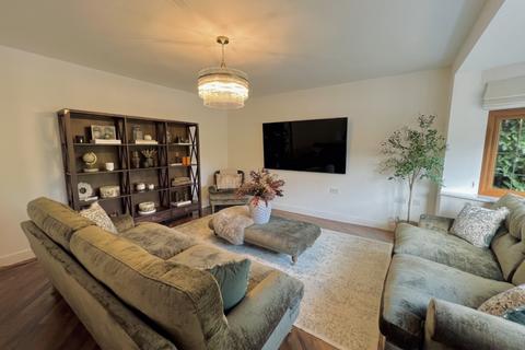 5 bedroom detached house for sale, Laurel Grove, Retford, DN22