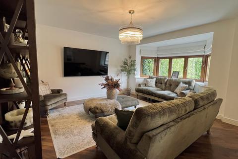5 bedroom detached house for sale, Laurel Grove, Retford, DN22