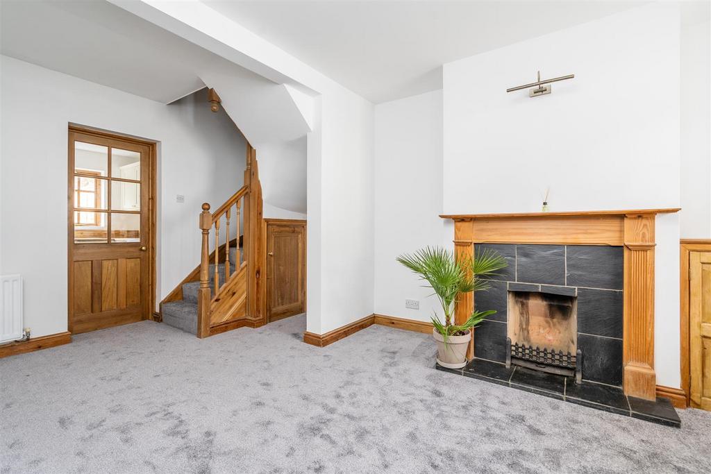 166 High Street 2.jpg