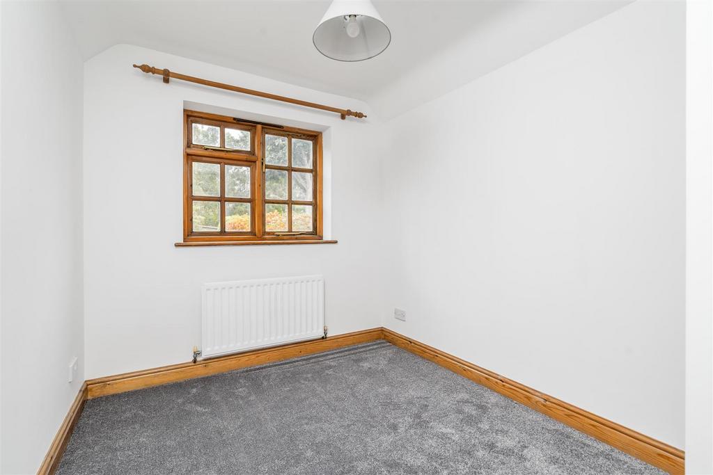 166 High Street 6.jpg