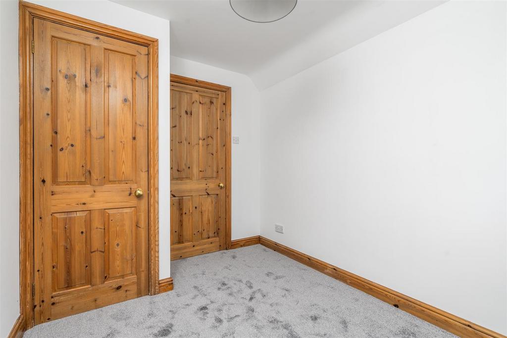 166 High Street 7.jpg