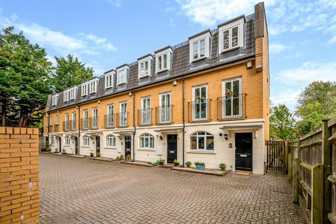 3 bedroom mews for sale, Ravensbourne Avenue, Beckenham, BR3