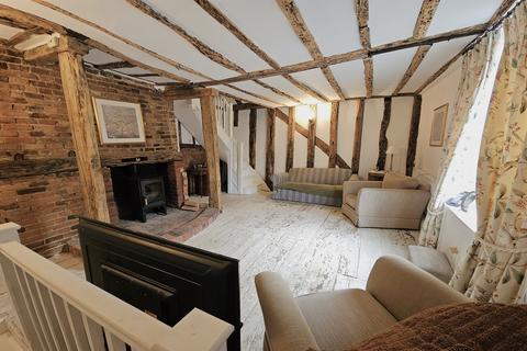 3 bedroom end of terrace house for sale, East Street, Coggeshall, Colchester, CO6