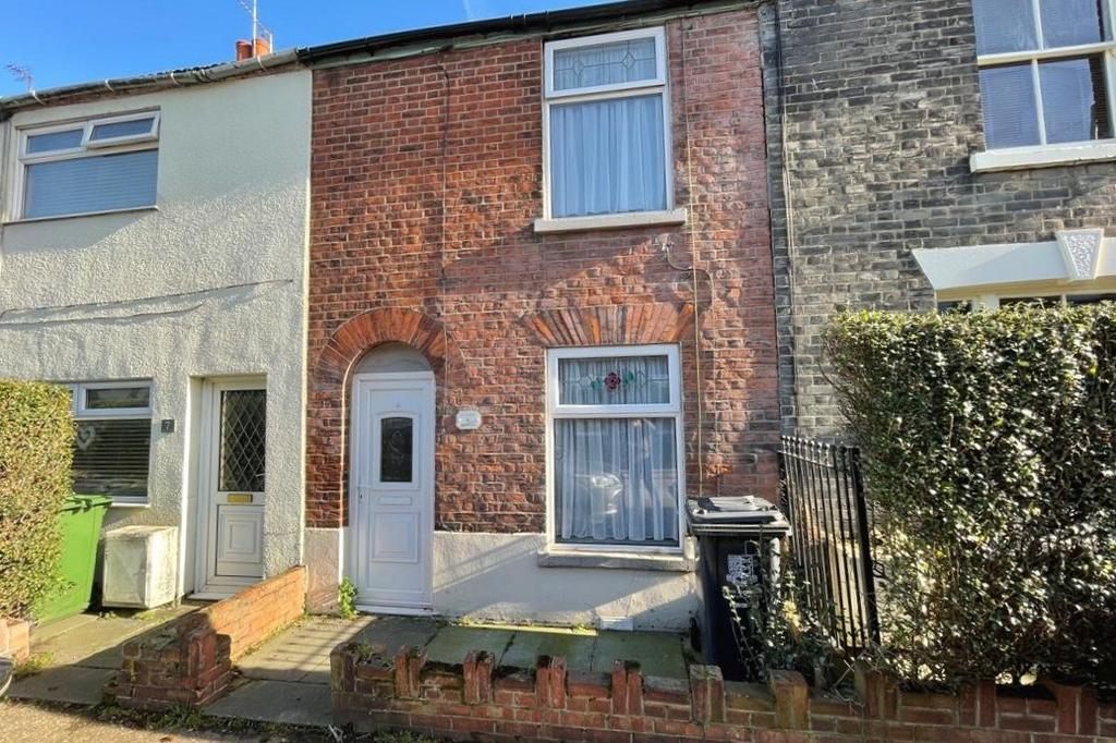 REFURBISHED TWO BEDROOM TERRACED COTTAGE in POPUL