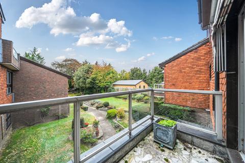 3 bedroom flat for sale, Chislehurst Road, Chislehurst, BR7