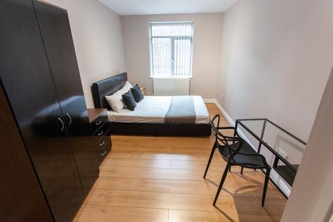 3 bedroom flat to rent, Stafford Street, L3 8LX,