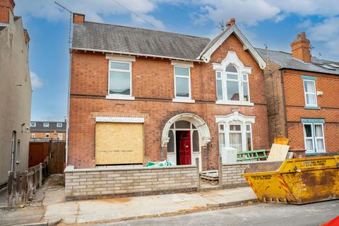 4 bedroom detached house for sale, William Street, Long Eaton, NG10