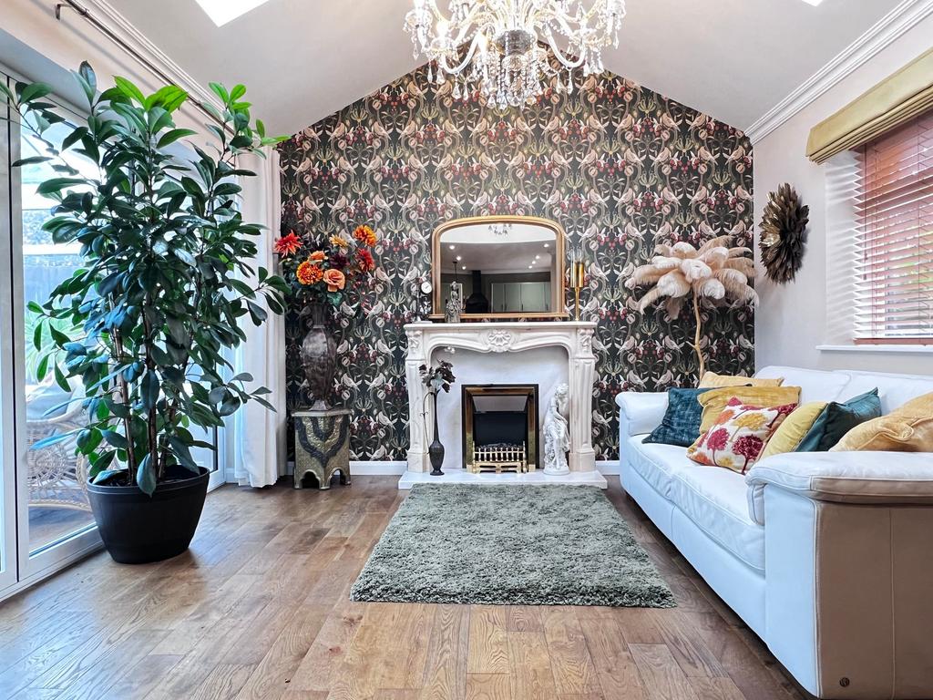 Sitting / Dining Room