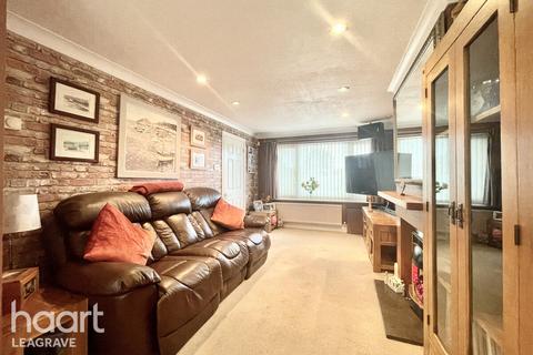 undefined, Vincent Road, Luton