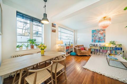 3 bedroom maisonette for sale, Balham High Road, London SW17