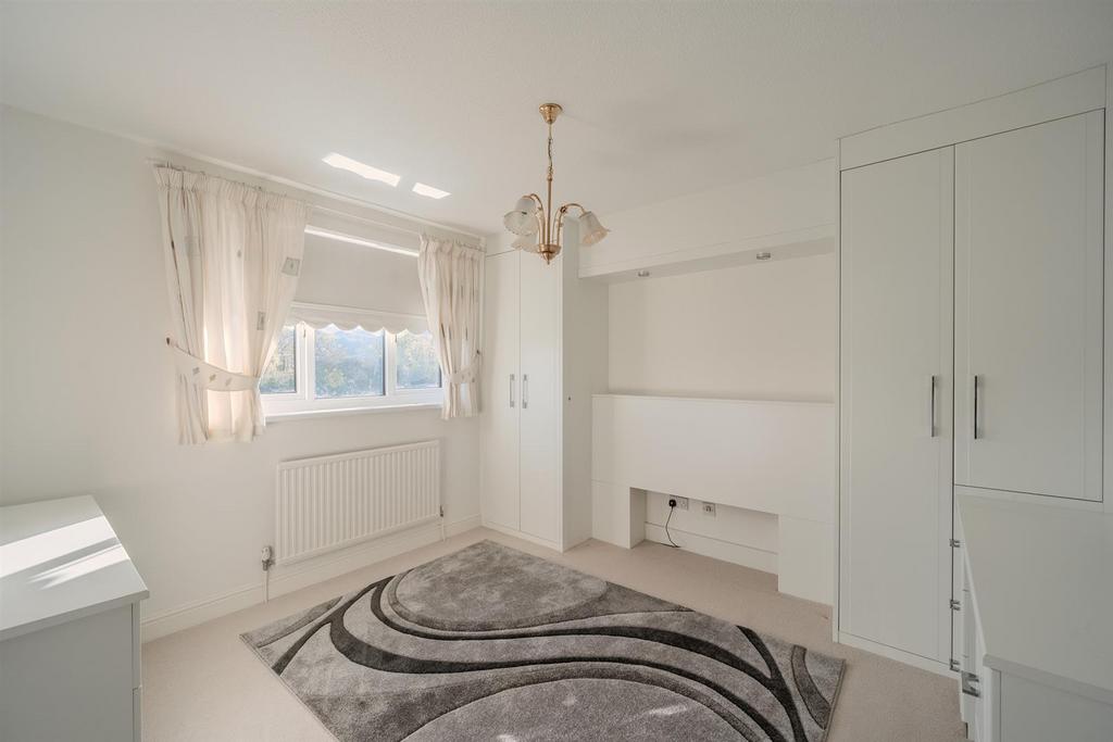 64 Cambria Close-10.jpg