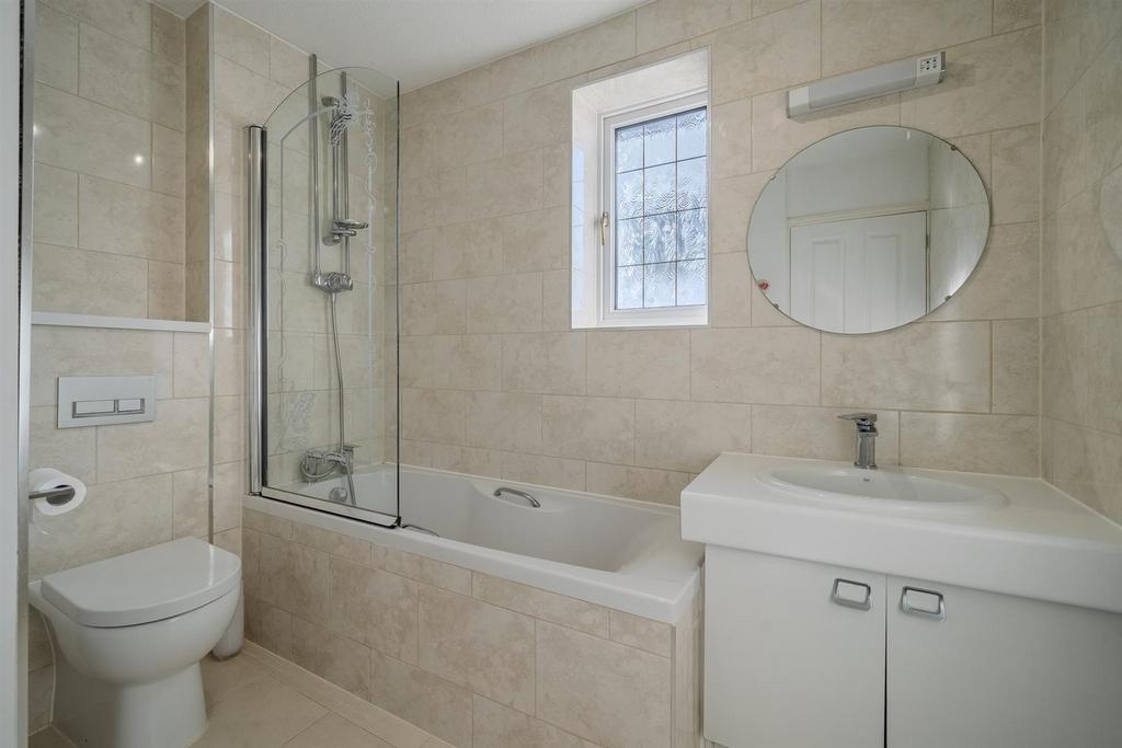 64 Cambria Close-13.jpg