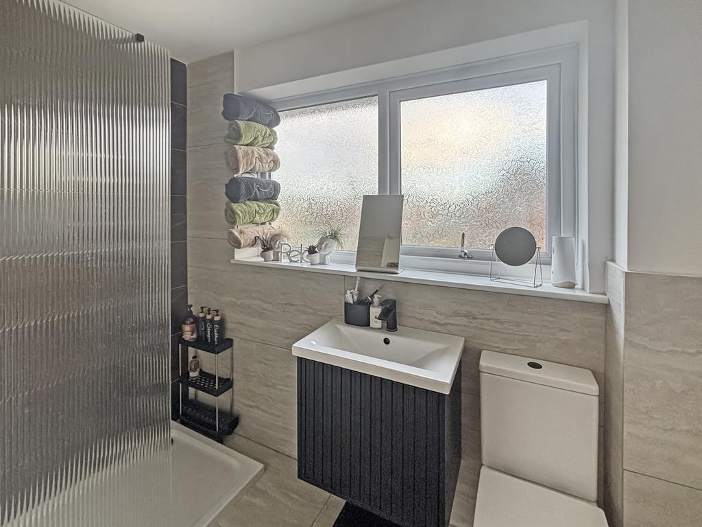 Family Shower Room