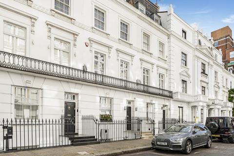 undefined, Ovington Gardens, London, SW3