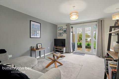 3 bedroom semi-detached house for sale, Bambury Drive, Stoke-On-Trent