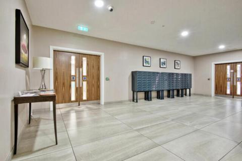 2 bedroom flat for sale, Victoria Avenue, Southend-on-sea, SS2 6