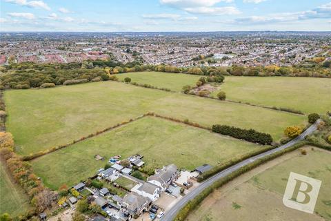 3 bedroom detached house for sale, Park Farm Cottages, Upminster, RM14