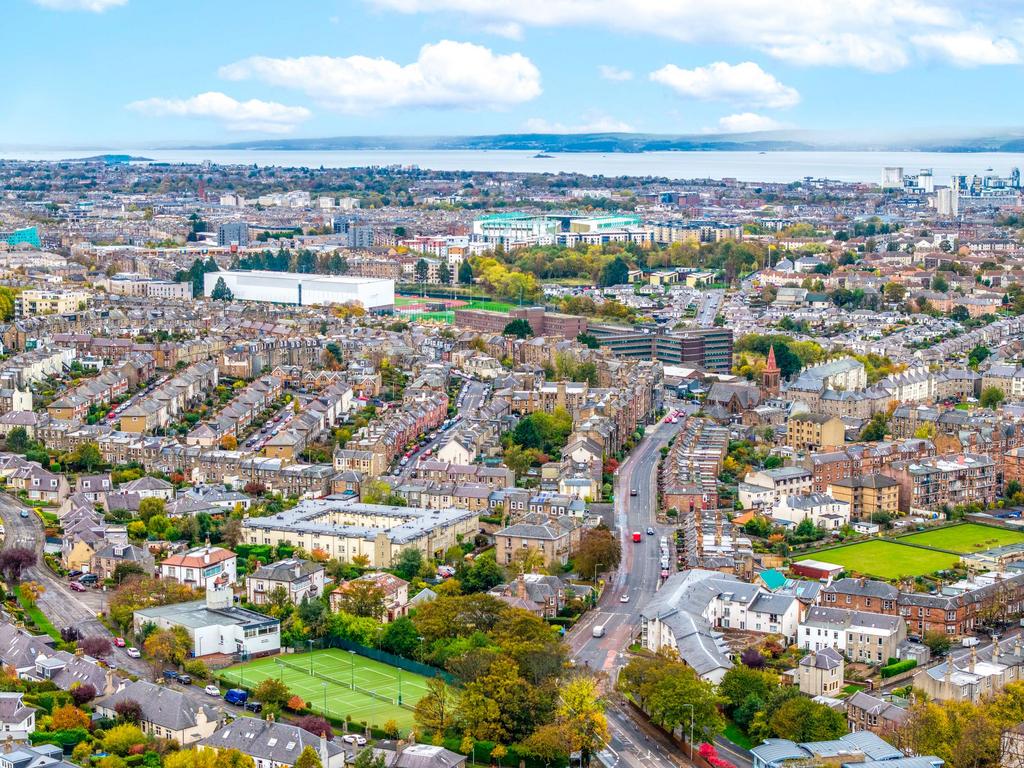 Beautiful, convenient and central Edinburgh...