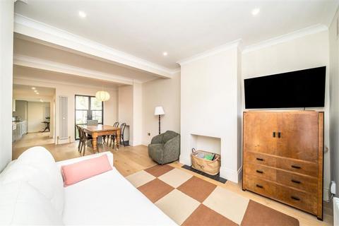 2 bedroom terraced house for sale, Reynolds Place, London SE3