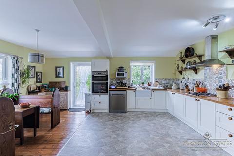 The Knoll Pendrim Road, East Looe, Looe, PL13 1HX