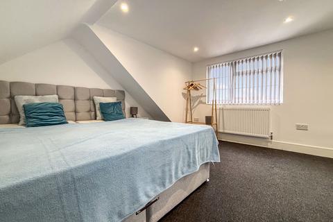 undefined, Rochfords Gardens, Slough, Berkshire, SL2