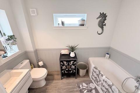 2 bedroom terraced house for sale, North Street, Leslie, KY6