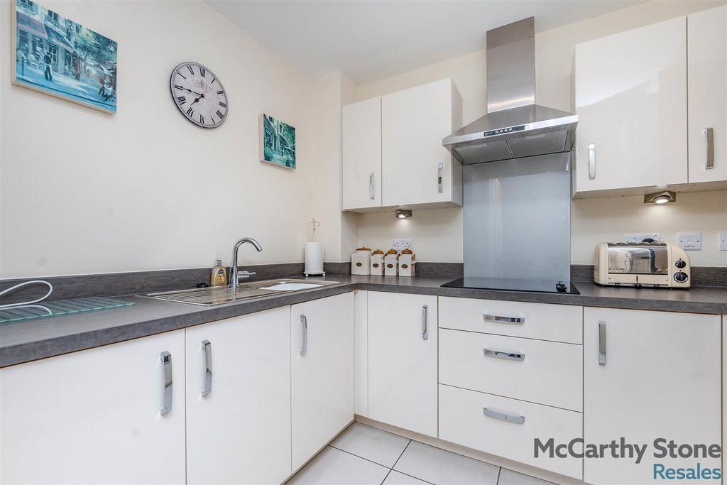 012 5106.jpg