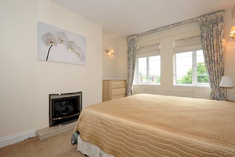2 bedroom flat for sale, Townshend Road, London, NW8