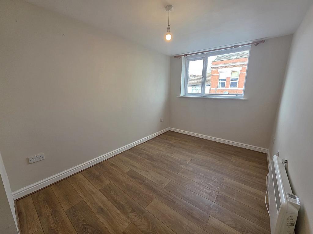 Bedroom 1a