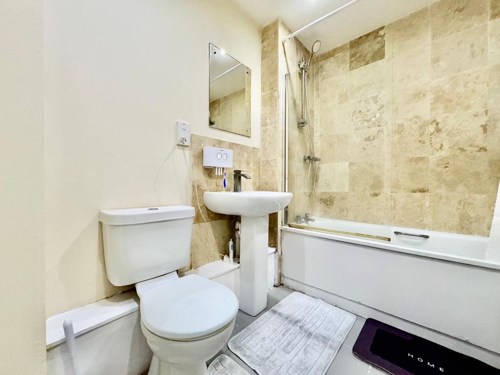 Family bathroom