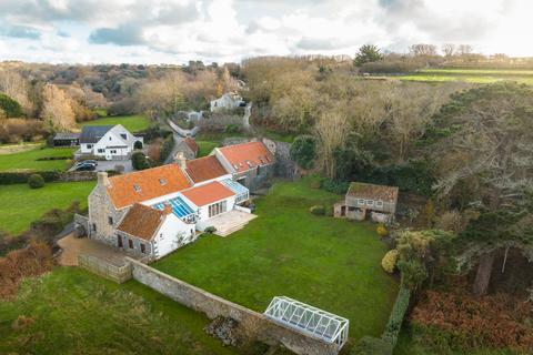 undefined, Rue A L'eau, St. Pierre du Bois, Guernsey