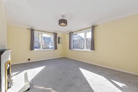 3 bedroom detached house for sale, Lake Road, Chichester