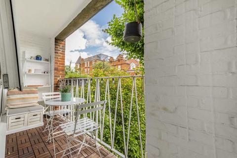 1 bedroom flat for sale, Priory Road, London NW6